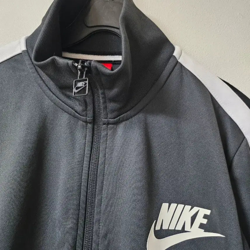 [BUNJANG] Nike Track Jacket (L Size) / 나이키 트랙 집업 L사이즈