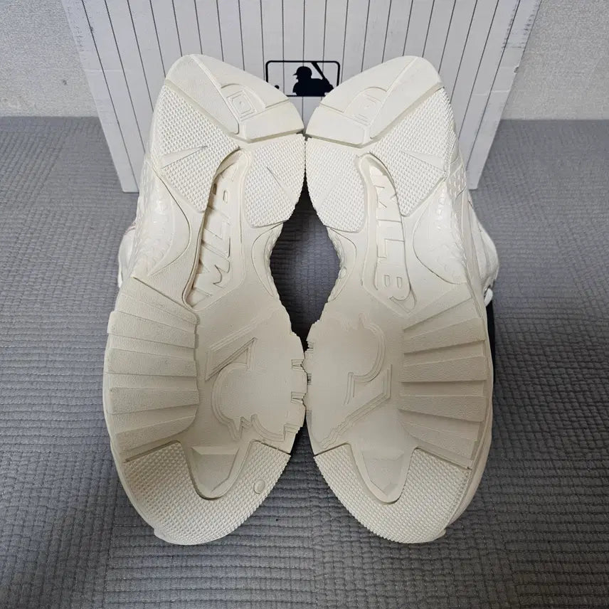 [BUNJANG] MLB Chunky LA Dodgers High Sneakers / MLB 스니커즈 청키 LA 다저스 하이