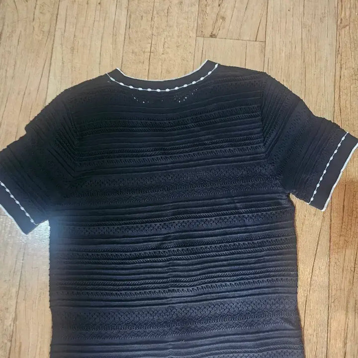 [BUNJANG] Crochet Knit Top / 크로쉐 니트S