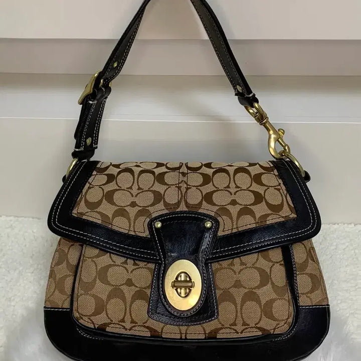 [BUNJANG] Coach Legacy Ali Shoulder Bag / Coach 65th Lagacy Ali Shoulder Bag