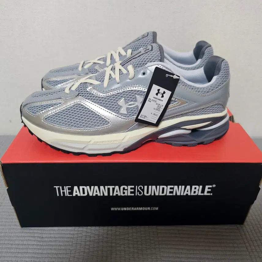 [BUNJANG] Under Armour Hovr Apparition Silver/Black Sneakers / 언더아머 운동화 호버 에퍼리션 실버/브랙