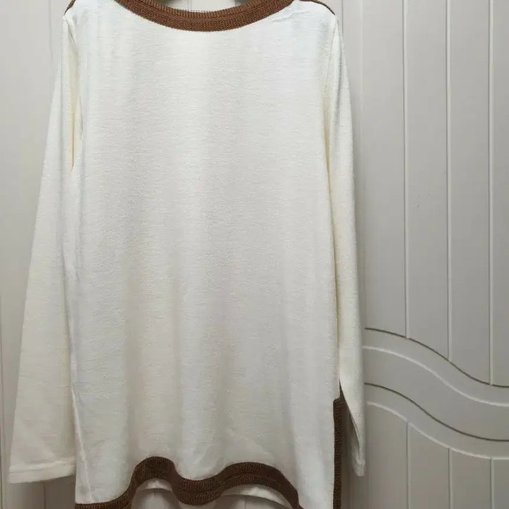 [BUNJANG] Anzich Private Collection Color-Blocked Knit Sweater / 안지크  아이보리 브라운 배색 니트 95