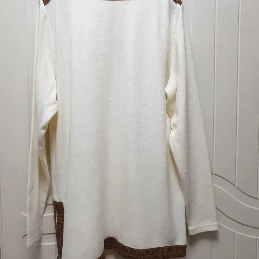 [BUNJANG] Anzich Private Collection Color-Blocked Knit Sweater / 안지크  아이보리 브라운 배색 니트 95