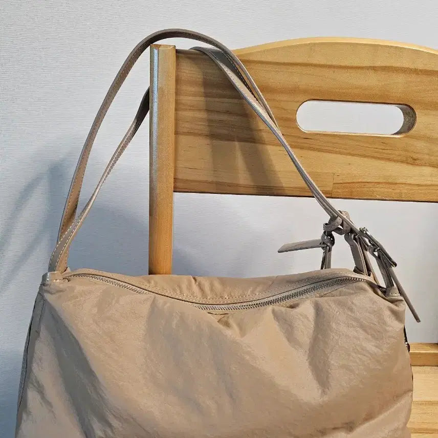 [BUNJANG] Joy Gryson Manhattan Pocket Shoulder Bag / 조이그라이슨 숄더백