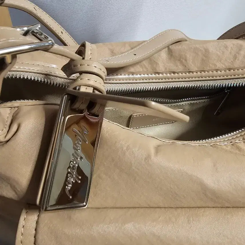 [BUNJANG] Joy Gryson Manhattan Pocket Shoulder Bag / 조이그라이슨 숄더백