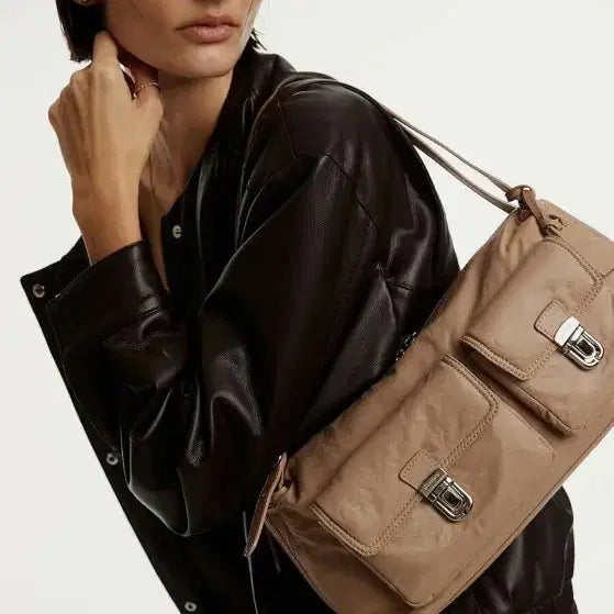 [BUNJANG] Joy Gryson Manhattan Pocket Shoulder Bag / 조이그라이슨 숄더백