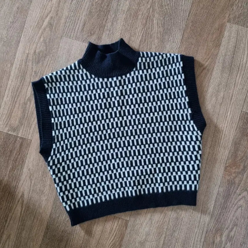 [BUNJANG] 8 Seconds Check Knit Vest / 에잇세컨즈 체크 니트조끼