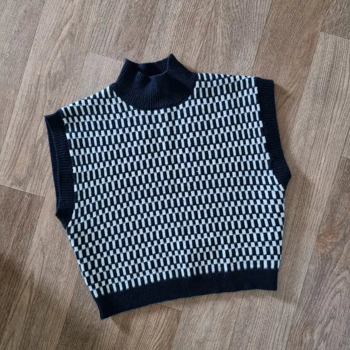 [BUNJANG] 8 Seconds Check Knit Vest / 에잇세컨즈 체크 니트조끼