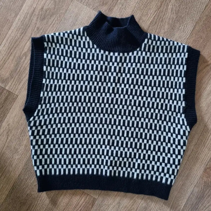 [BUNJANG] 8 Seconds Check Knit Vest / 에잇세컨즈 체크 니트조끼