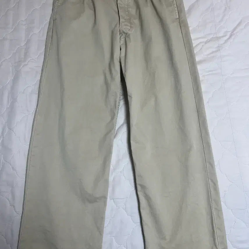 [BUNJANG] Outil Two-Tuck Military Chino Pants Size 4 / 우틸 outil 투턱 밀리터리 치노 4사이즈 우티 팝니다