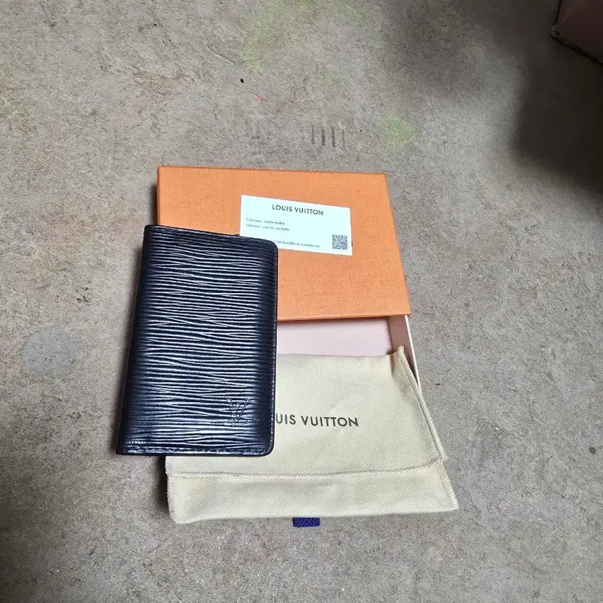 [BUNJANG] Louis Vuitton Epi Leather Pocket Organizer Card Wallet / [정품.풀박스] 루이비통 에피 가죽 포켓 오거나이저 (블랙) 카드지갑