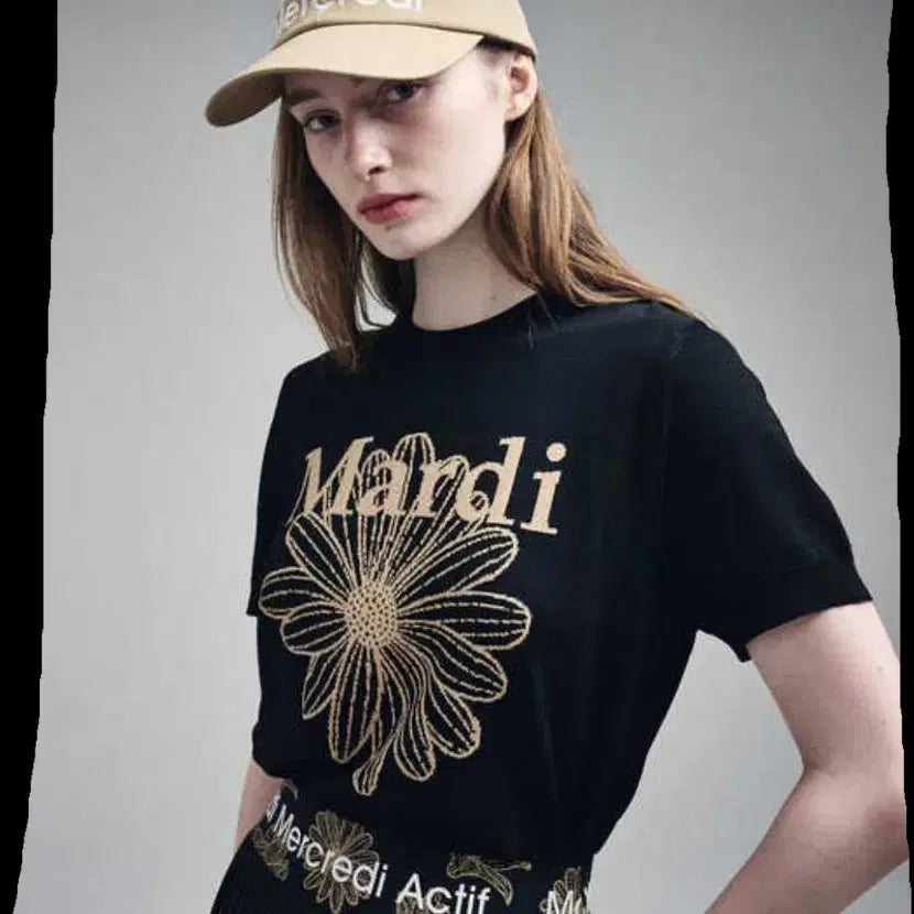 [BUNJANG] Mardi Mercredi Short Sleeve Knit Black / 마르디 메크르디 반팔 니트 블랙