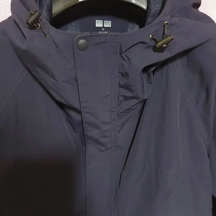 [BUNJANG] Uniqlo Windbreaker Navy Color XL Size / 유니클로_새상품급 (바람막이 네이비 컬러) Xl 사이즈