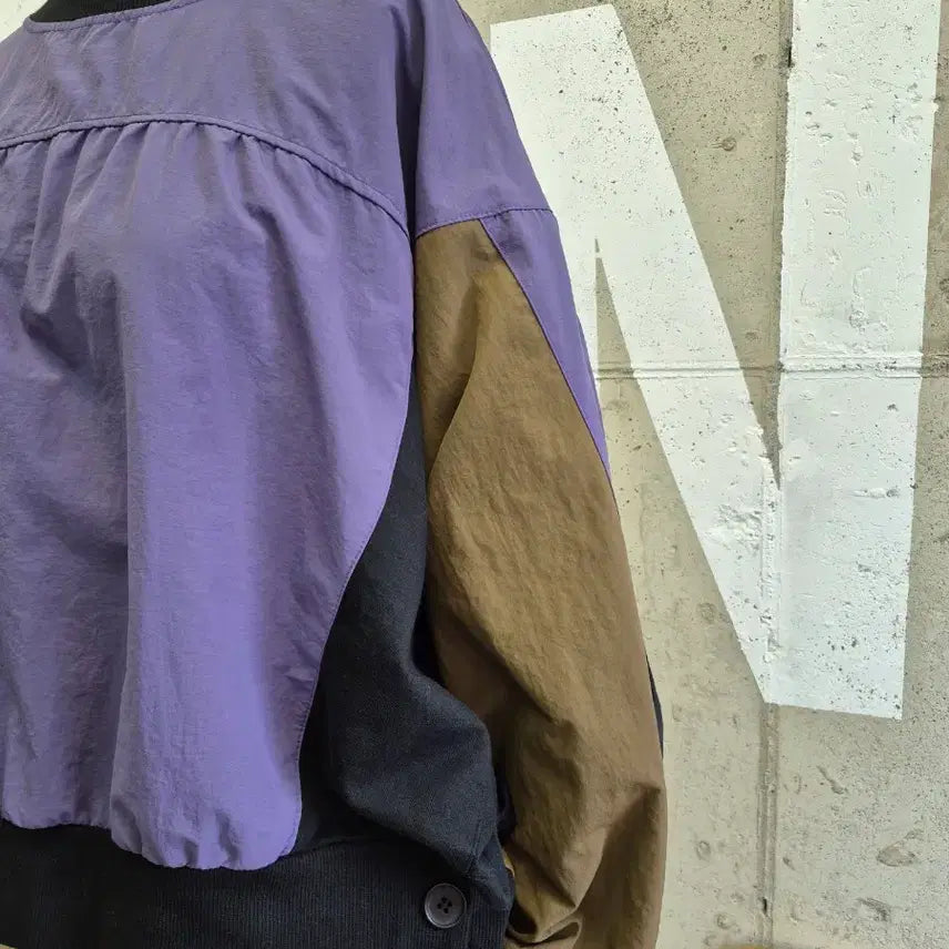[BUNJANG] Oversized Color Block T-shirt Windbreaker / 오버핏 꾸안꾸 배색 티셔츠 바람막이