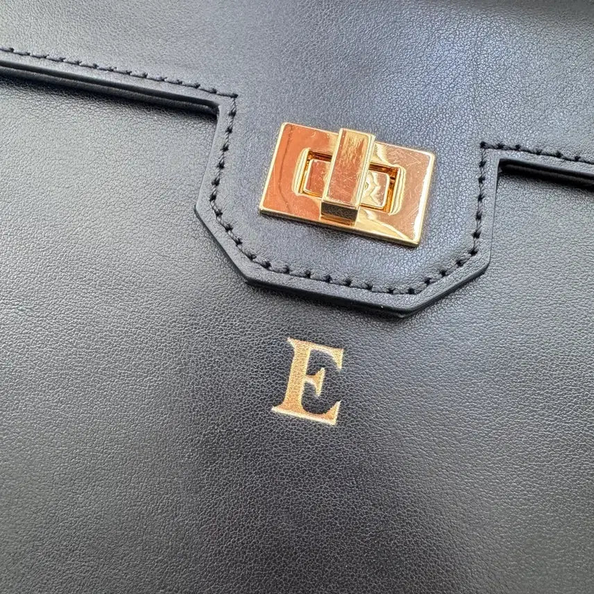 [BUNJANG] PEPPEROONYOON Numero 1 Leather Bag 25 Black E / PEPPEROONYOON 페퍼윤윤 누메로1 레더백 25 블랙 이니셜 E