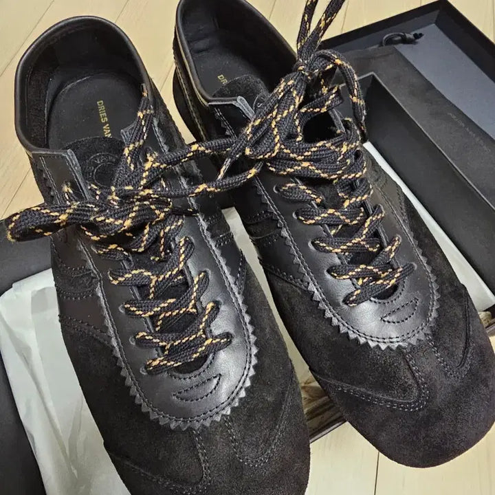 [BUNJANG] Dries Van Noten Suede Sneakers / 드리스반노튼 스웨이드 스니커즈 44
