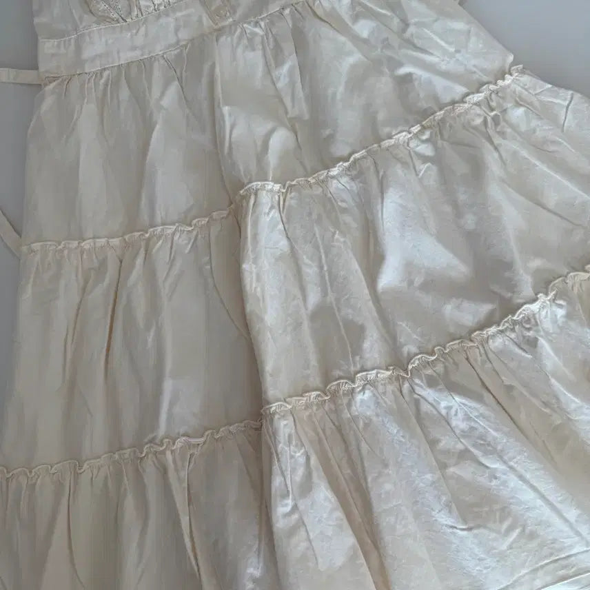 [BUNJANG] Brandy Melville ARIANNA Dress / (택o)새상품 브랜디멜빌 ARIANNA 원피스
