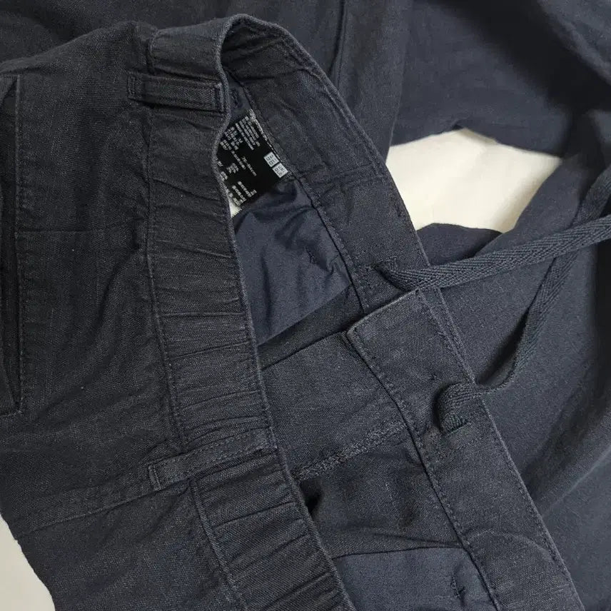 [SOLD OUT] 유니클로 네이비 색상 남성 린넨 밴딩 앵클 팬츠 바지 M(78~84cm)