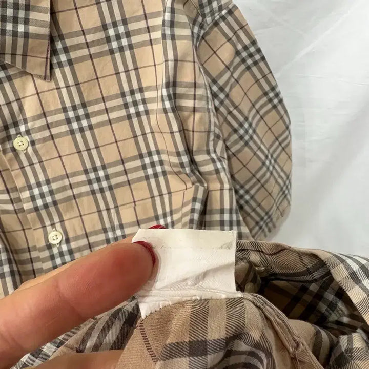 [BUNJANG] 버버리 런던 클래식 체크 반팔 셔츠105사이즈(정품) / 버버리 런던 클래식 체크 반팔 셔츠105사이즈(정품)