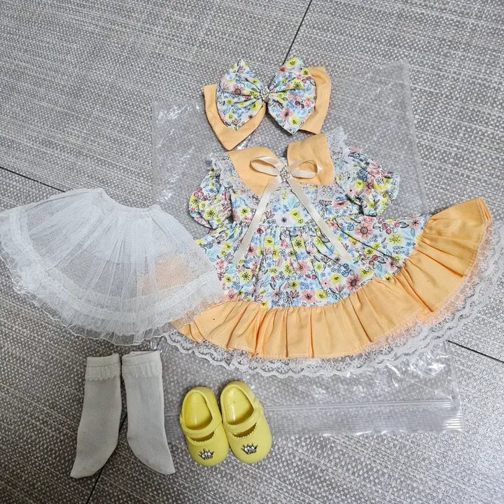 [BUNJANG] Disney Baby Doll Rapunzel Dress / 디즈니베이비돌 라푼젤 의상, 베이비돌 옷