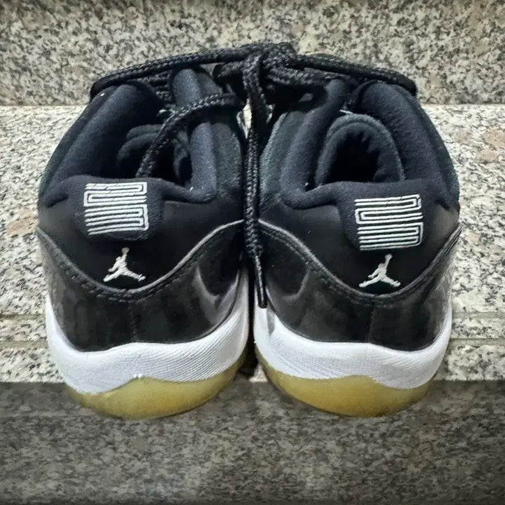 [BUNJANG] Nike Air Jordan 11 Low Retro &