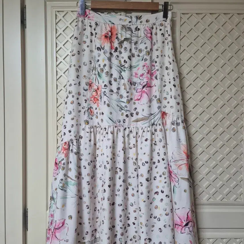 [BUNJANG] It Michaa Flower Pattern Skirt / 잇미샤 플라워 패턴 스커트