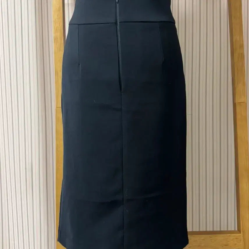 [BUNJANG] Black H-Line Midi Skirt / 블랙 H라인 미디 스커트