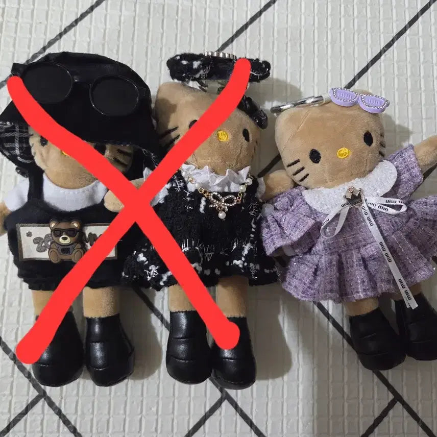 [SOLD OUT] 롱다리 키티 인형 키링