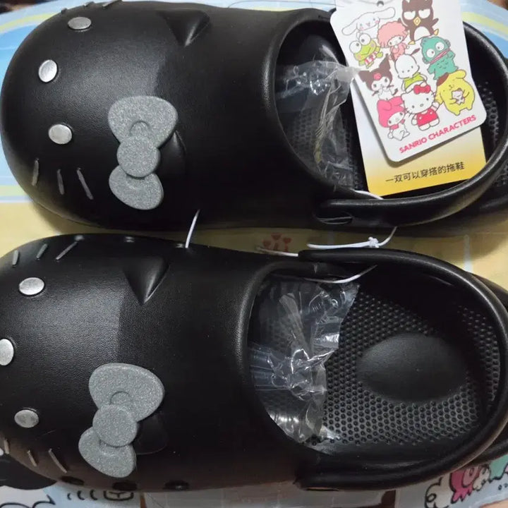[SOLD OUT] 키티 크록스250,260 일괄판매금액
