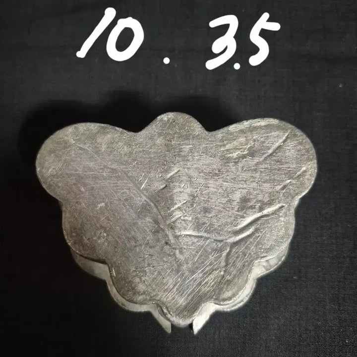 [BUNJANG] Pewter Butterfly Box Antique Collectible Vintage / 주석 나비 합 근대사 엔틱 소품 빈티지