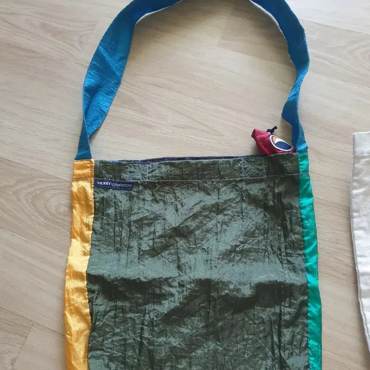 [SOLD OUT] 티켓투더문 가방