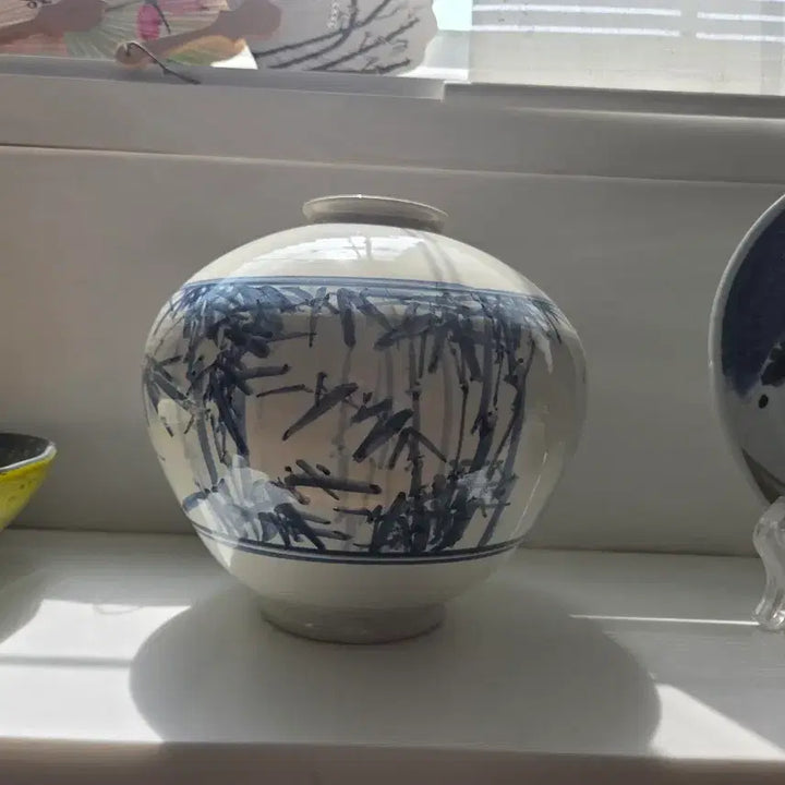 [BUNJANG] Blue and White Porcelain Bamboo Grove Vase / 청화백자 죽림 도자기