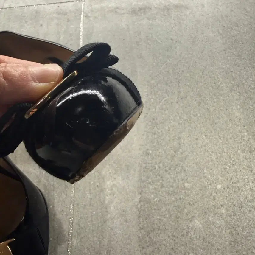 [BUNJANG] Ferragamo Pumps Black Leather Shoes / 페라가모구두