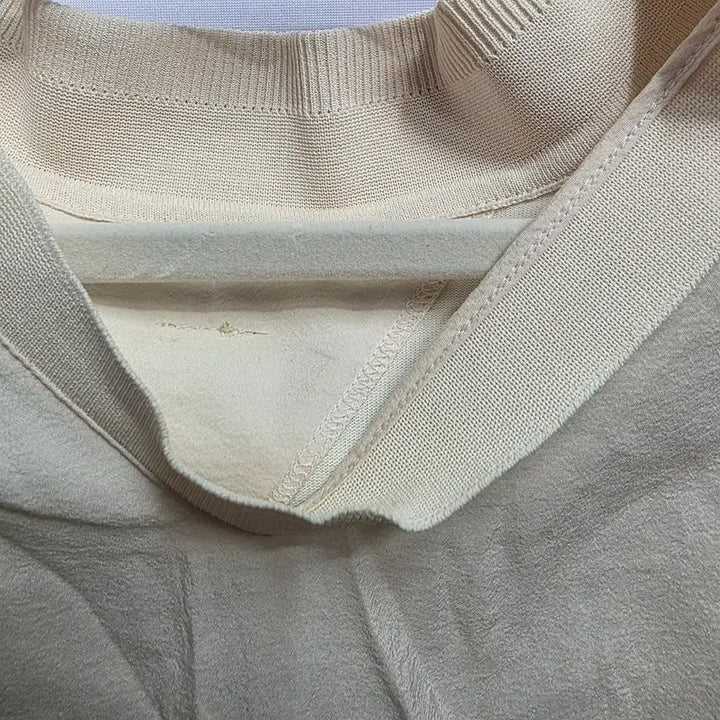 [BUNJANG] Hanseom Mine Ivory Short Sleeve Collar Blouse / 한섬 마인 아이보리 반팔 카라넥 블라우스