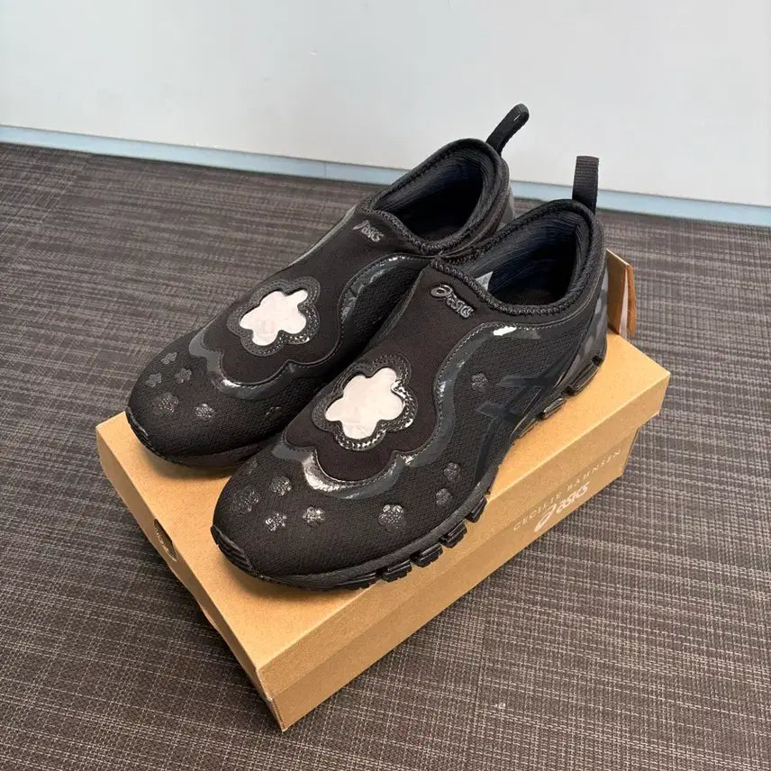 [BUNJANG] Asics x Cecilie Bahnsen Gel Quantum 360 I Black Sneakers / 아식스 x 세실리에 반센 젤 퀀텀 360 I 블랙 /265