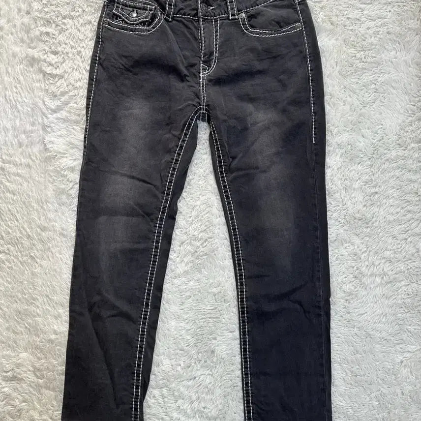 [BUNJANG] True Religion Black Washed Stitch Denim Jeans / 트루릴리젼 블랙 워싱 스티치 데님 32