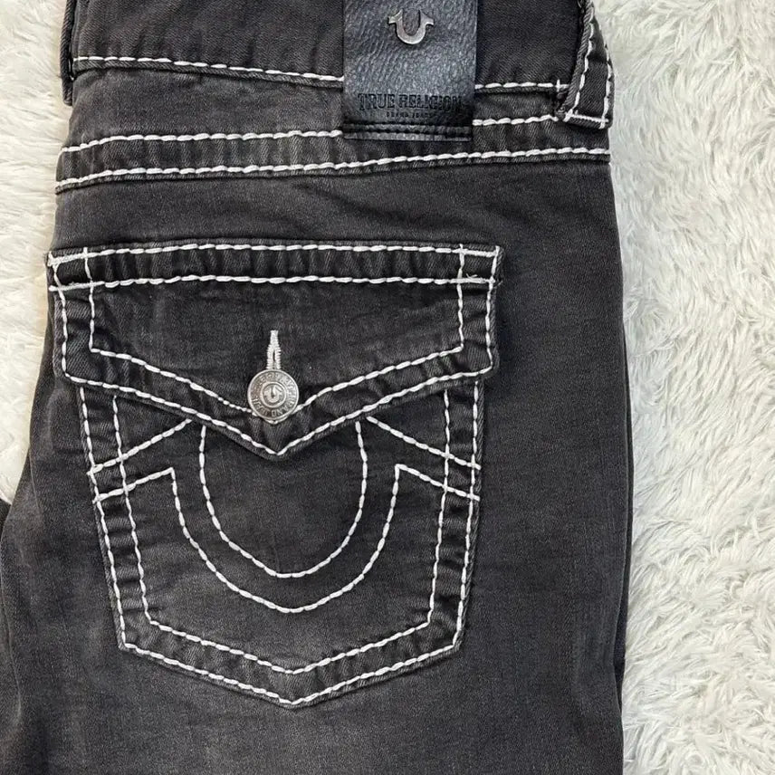 [BUNJANG] True Religion Black Washed Stitch Denim Jeans / 트루릴리젼 블랙 워싱 스티치 데님 32