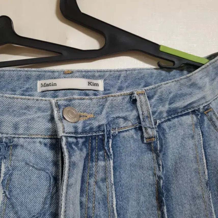 [BUNJANG] Matinkim Unique Jeans / 마뗑킴 유니크 청바지