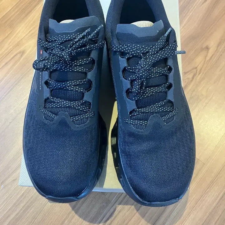 [SOLD OUT] 온러닝 클라우드몬스터3 블랙 255