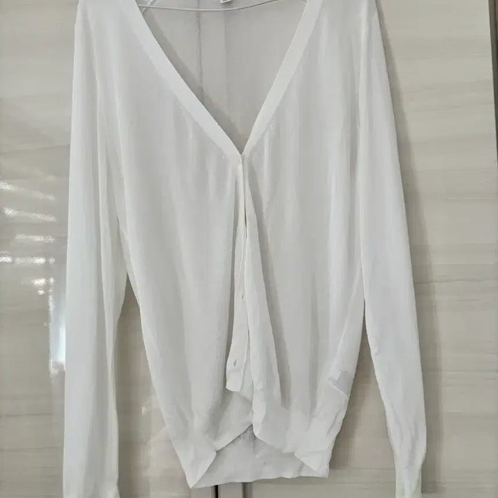 [BUNJANG] Uniqlo White Cardigan / 유니클로  가디건