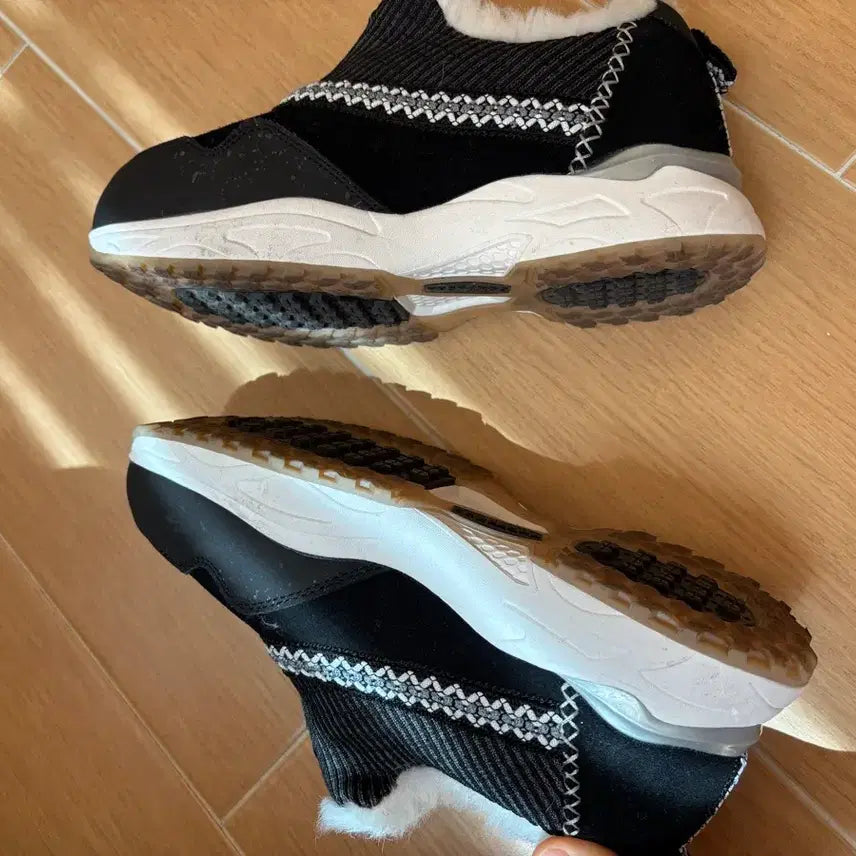 [BUNJANG] Unisex Height-Increasing Sneakers 250 / 운동화 신발 키높이 250