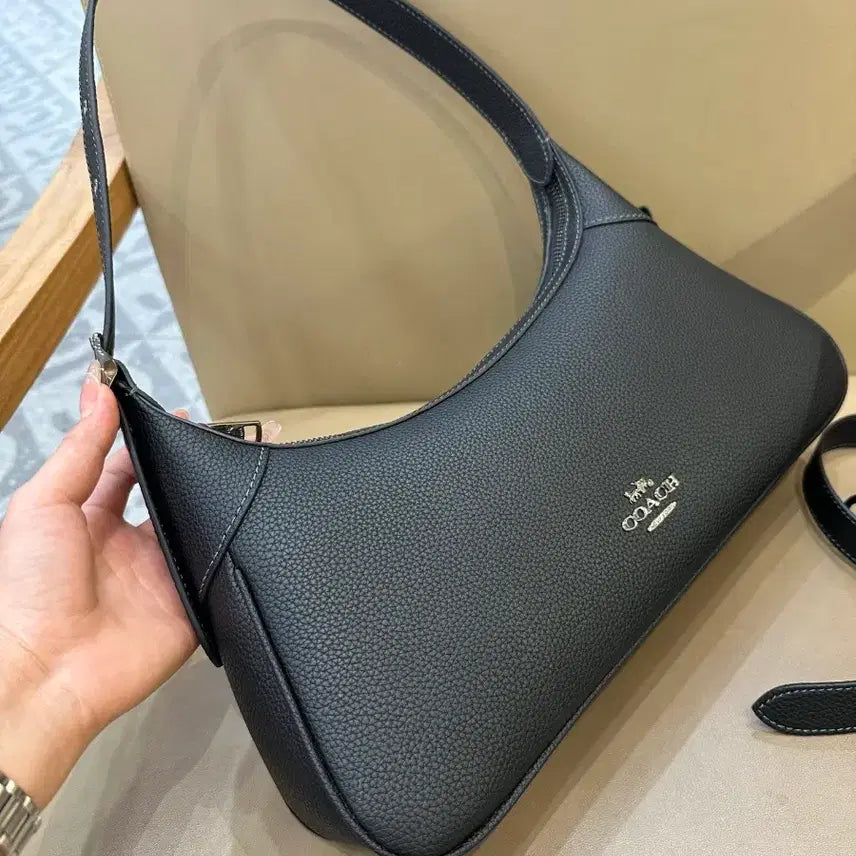 [BUNJANG] Coach Black Leather Shoulder Bag / 코치 블랙 레더 숄더백 + 스트랩