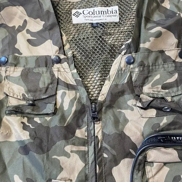 [BUNJANG] Columbia Camo Vest XL / Columbia camo vest (xL)