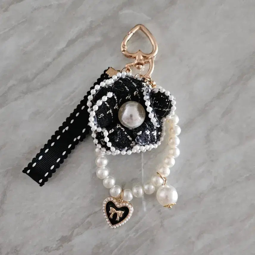 [BUNJANG] Tweed Pearl Heart Keyring / 트위드 진주 하트 키링