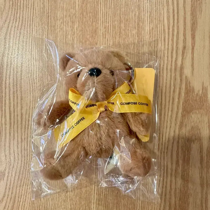 [SOLD OUT] 컴포즈커피 BTS 뷔키링 커피한모곰(미개봉)