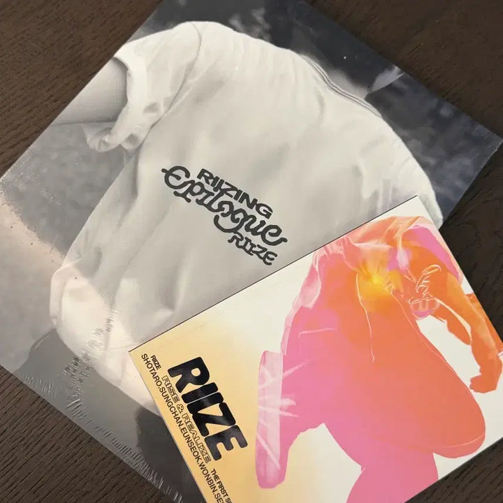 [BUNJANG] RIIZE Riizing Epilogue Photobook Album / 라이즈 미니앨범 1집 Riizing epilogue photo book