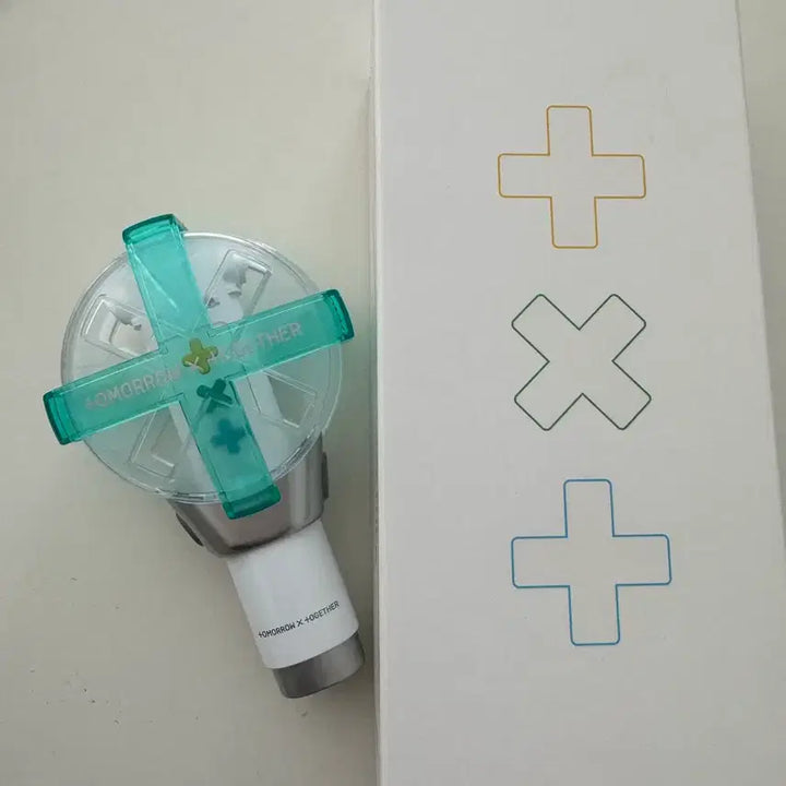 [BUNJANG] TXT Official Lightstick + Memories Photobook Set / 투바투 txt 응원봉+메모리즈 포토북 4권(본품만)