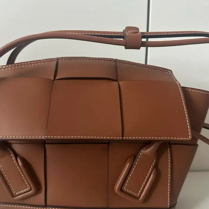[SOLD OUT] 보테가베네타 아르코백