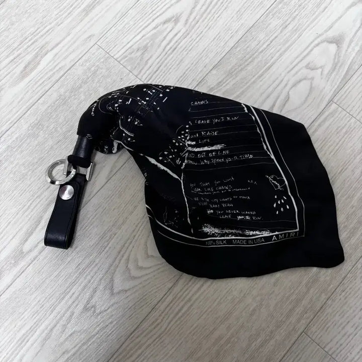 [BUNJANG] AMIRI Scarf Keyring / 아미리 스카프 키링