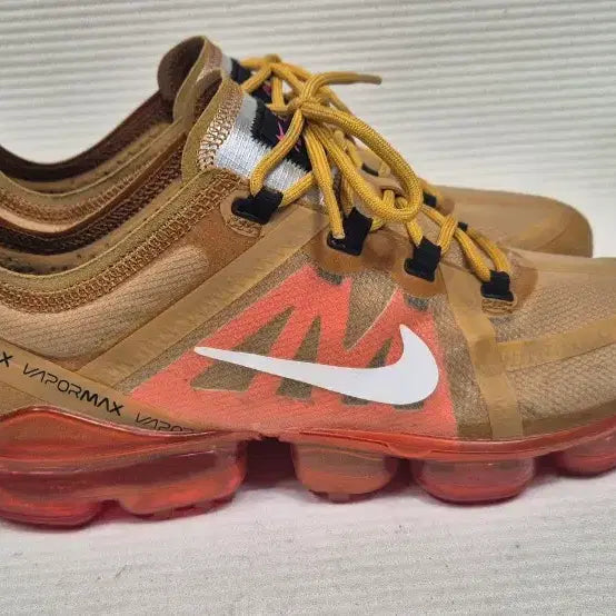 [BUNJANG] Nike Air VaporMax 2019 Crimson Gold Sneakers / 나이키 에어 베이퍼맥스 2019 크림슨 골드  285사이즈